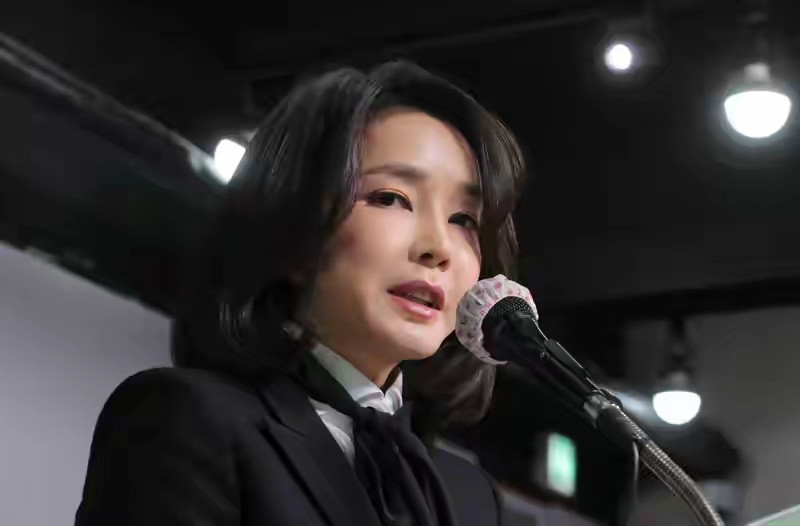 韩国足协7场比赛性贿赂20名裁判说白了就是凡是韩国队主场，就有人往裁判的房间里送