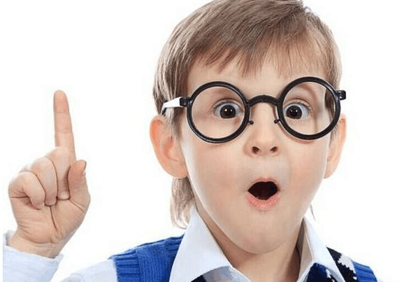 父母犯的错别让孩子承担! 这些行为会伤了孩子的视力!