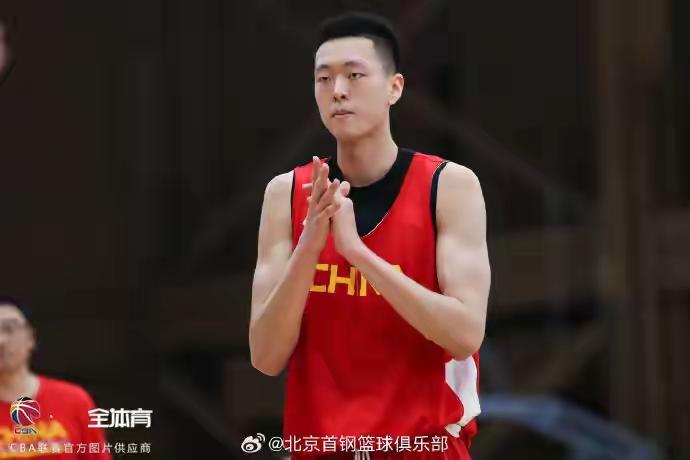 北汽男篮放假了，年轻的球员怎么办？张知垚，张鹏晖，孙亚辉们行踪如何？你们也放大假