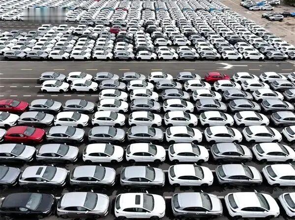 批智驾, 控账期, 严打虚假宣传! 汽车行业的逆鳞终被触碰