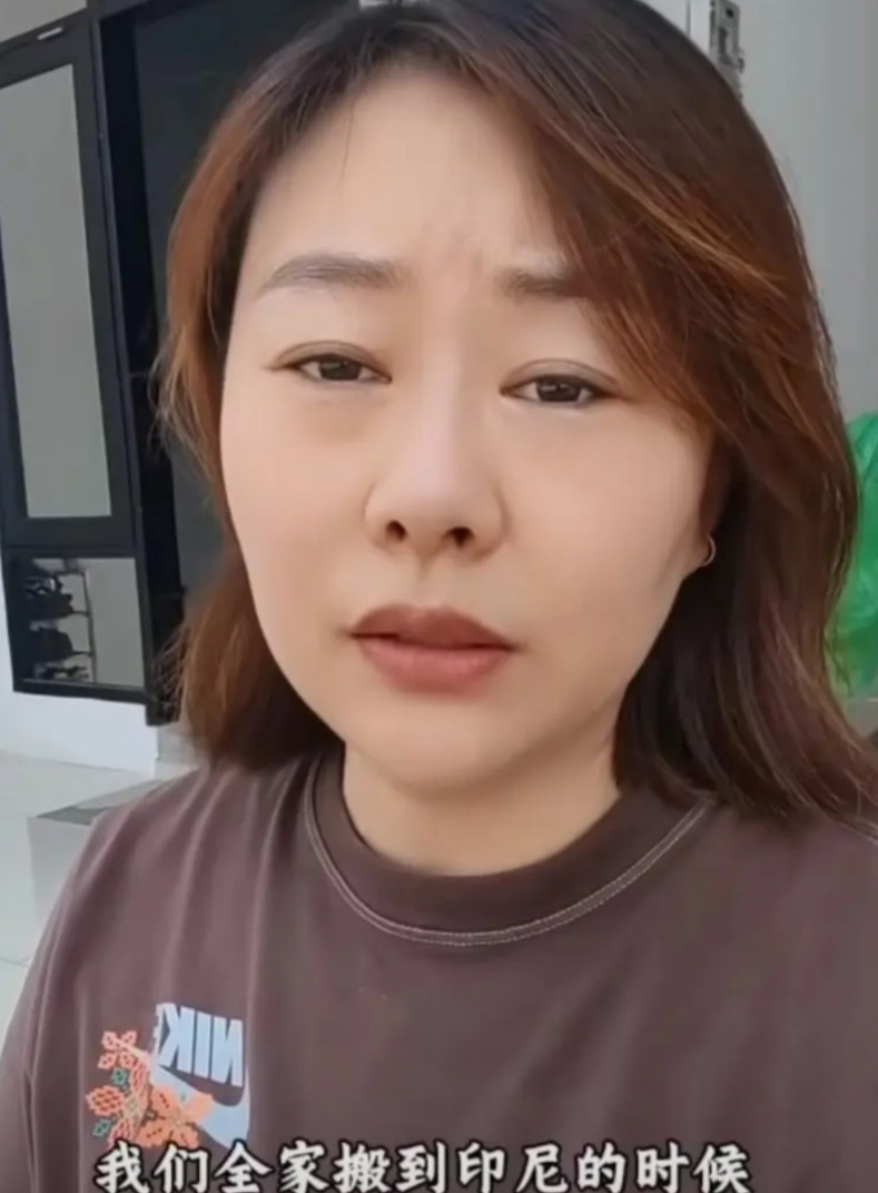 这位女博主后悔了，不该全家移民印尼生活。从前年开始，女博主厌倦了在中国的生活