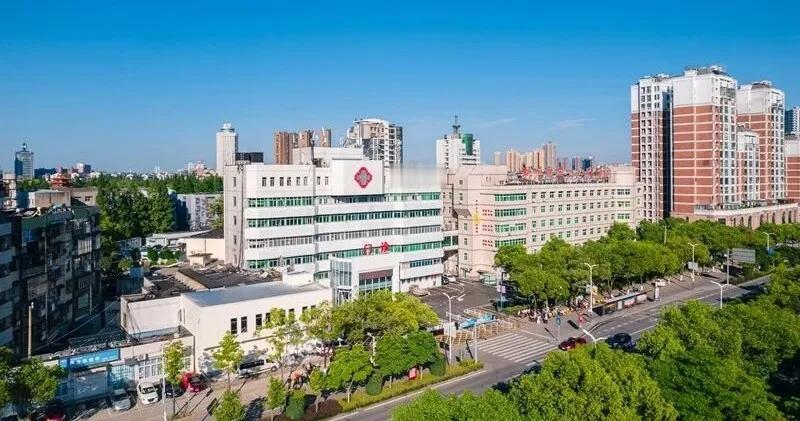 根据计划，荆州市将以中心医院和第一人民医院为核心，分别联合荆州区和沙市区的基层医