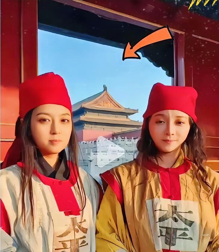 笑不活了！年轻人“文化整顿”路子太野建议故宫组团穿太平天国号衣降维打击绝了