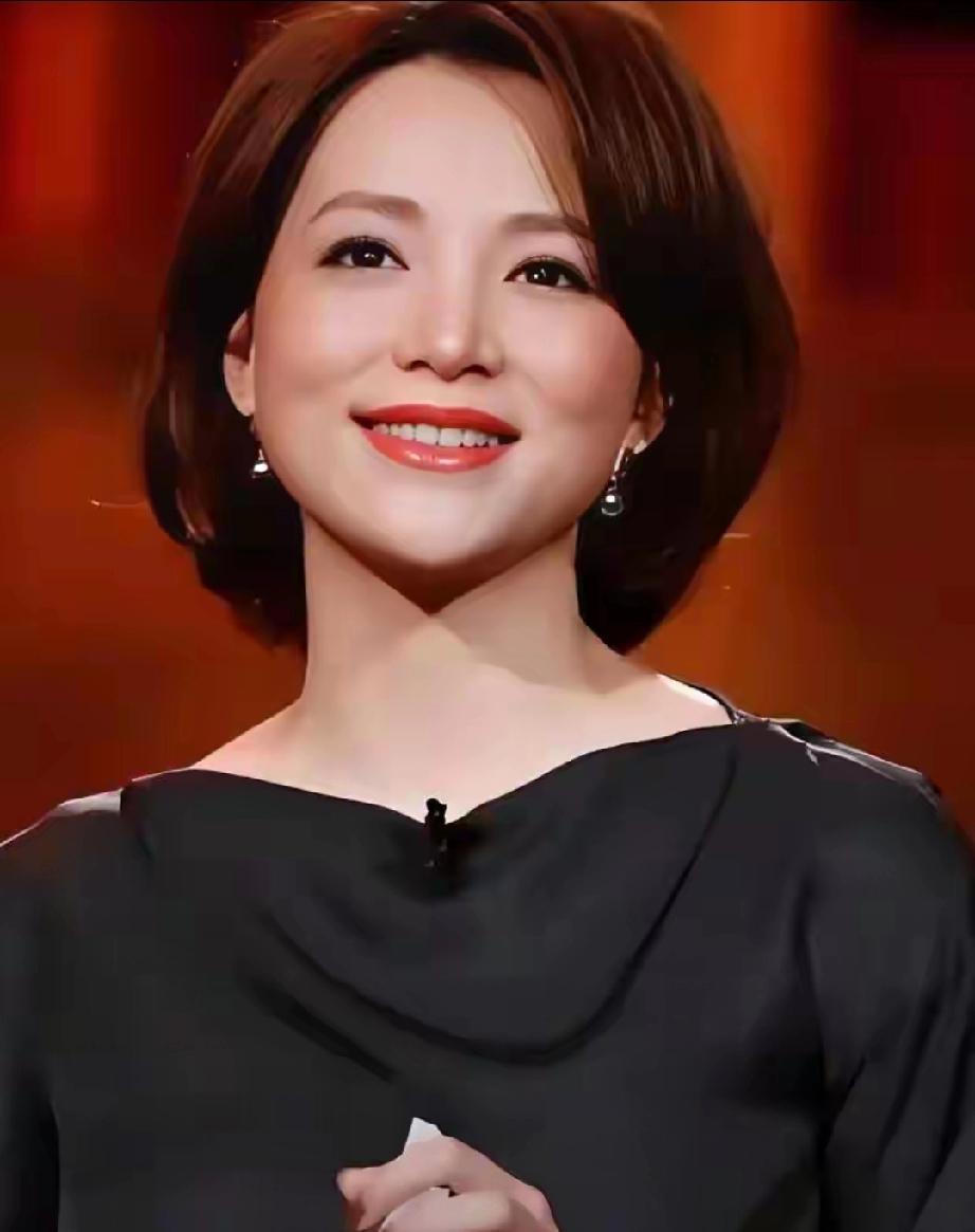 董善祥一生严谨，把农家女儿董卿培养成央视名嘴，本以为她觅得良缘，却因密春雷陷入无