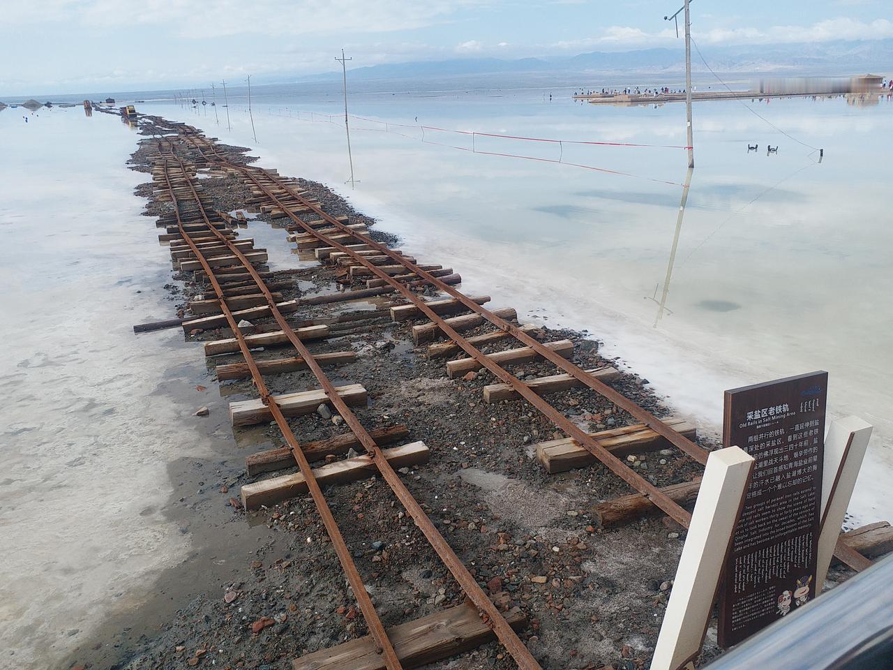 值得去，游览时间大概2小时左右，合理安排时间。如果想拍美美的照片，提前准备衣服和