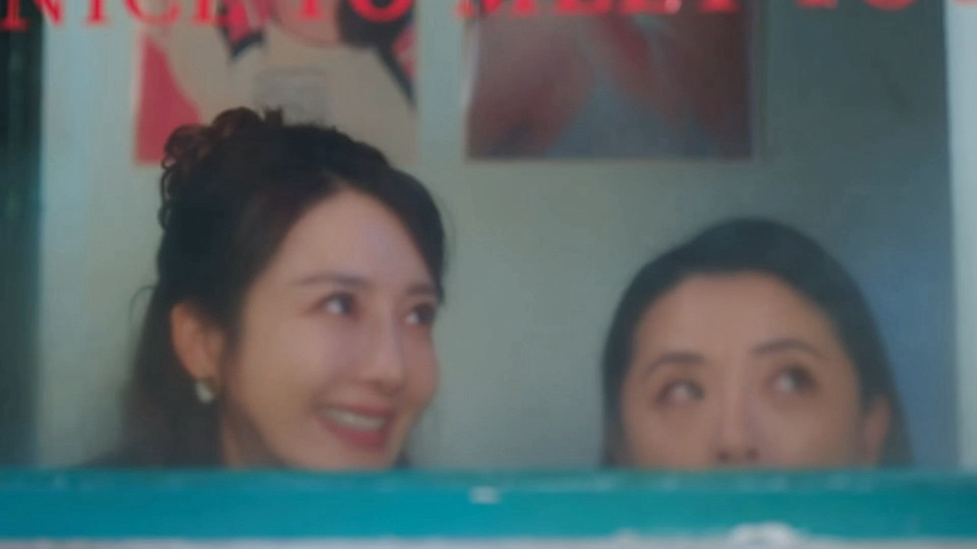 姐姐们的吻戏果然没轻没重，太放得开了老一辈女演员吻戏没轻没重的