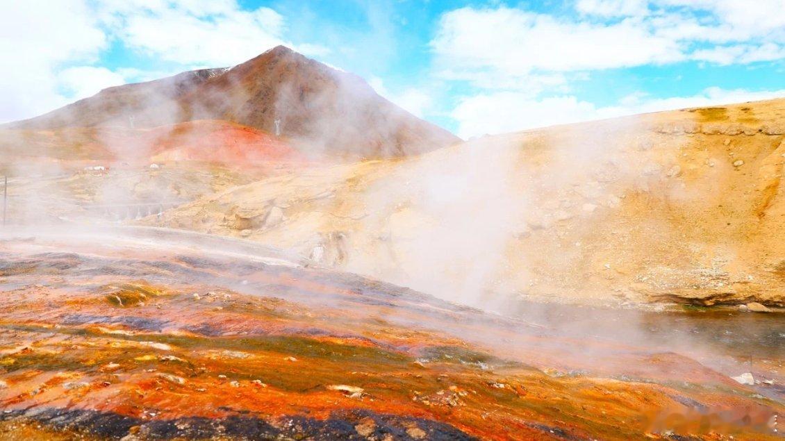 【什么是藏医药浴？】🏔青藏高原被誉为世界屋脊，其巍峨的雪山勾勒出洁白的天际线，