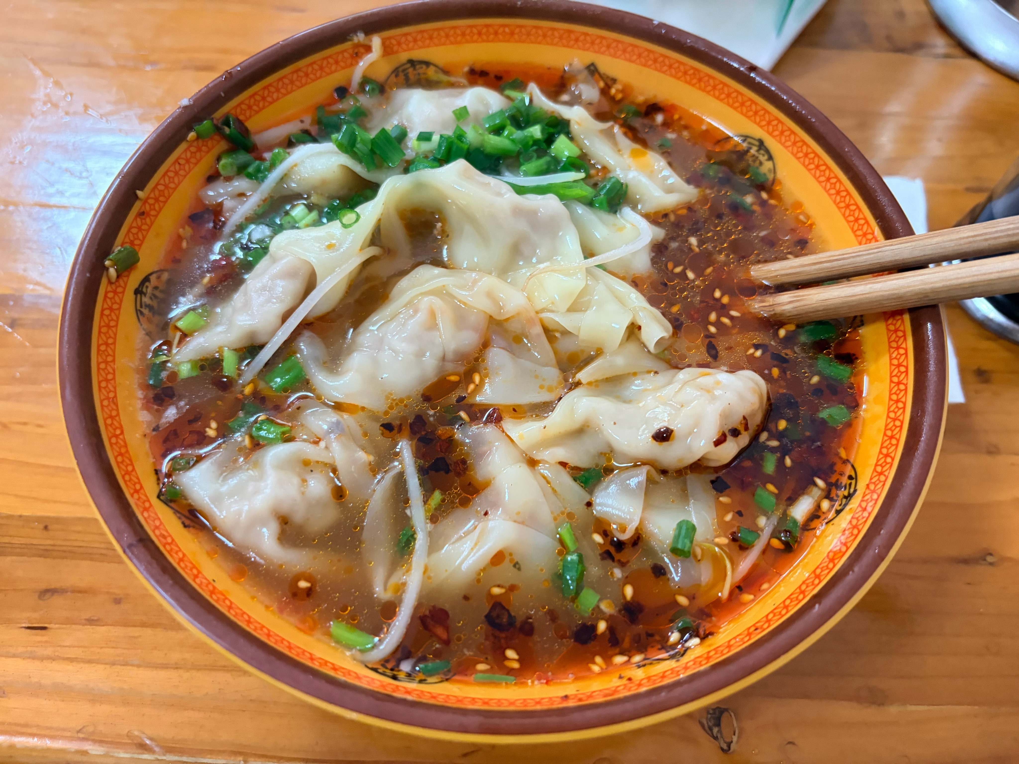 丈母娘煮的早饭都没吃特意跑到镇上吃最好的面条，你猜怎么着，老板一句：面条卖光了，