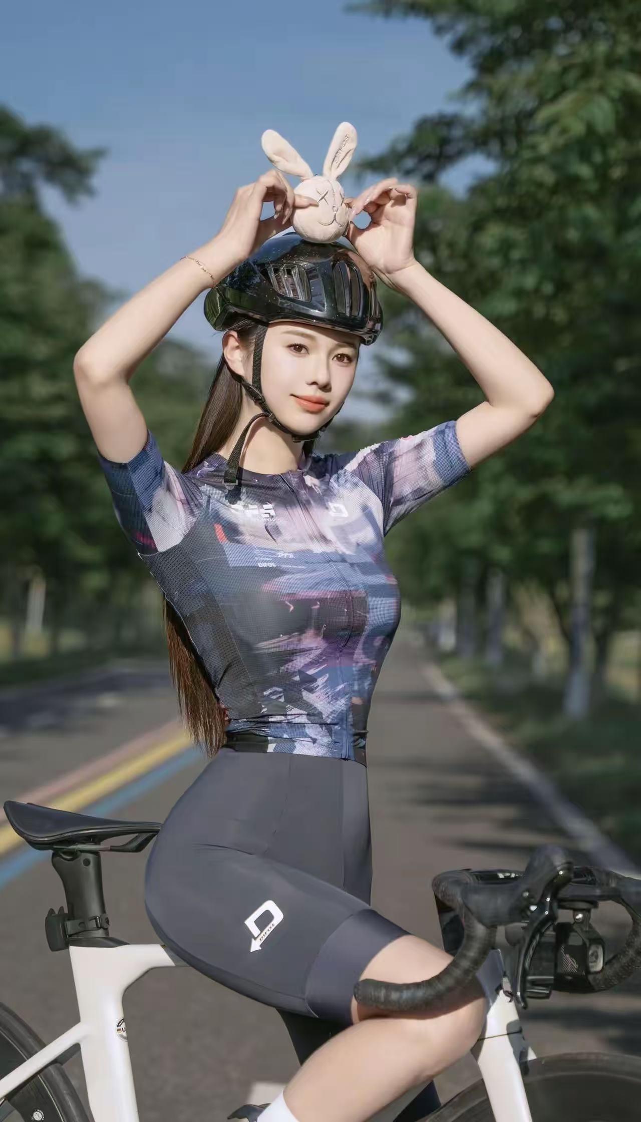 若想容颜不快速衰老骑行万万不可缺少。（点击关注，感谢支持。）