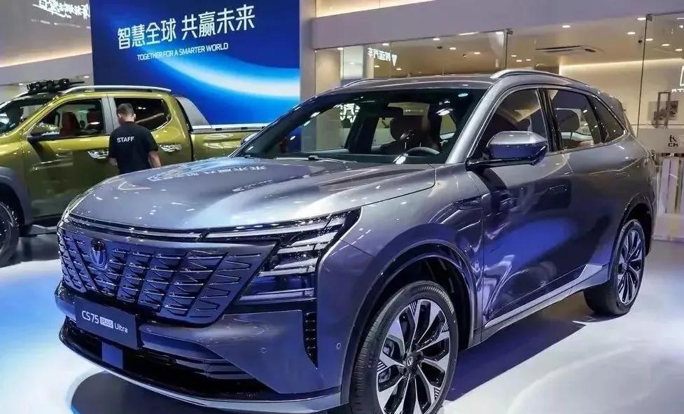 长安CS75PLUSUltra直接把合资SUV价格体系干翻，想花10万以内买