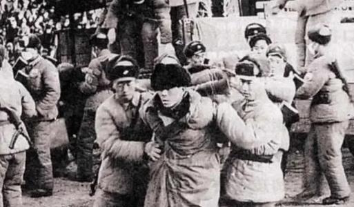 1940年11月17日，太行山初雪，气温低至零下5度。八路军总部驻扎在山西武乡县