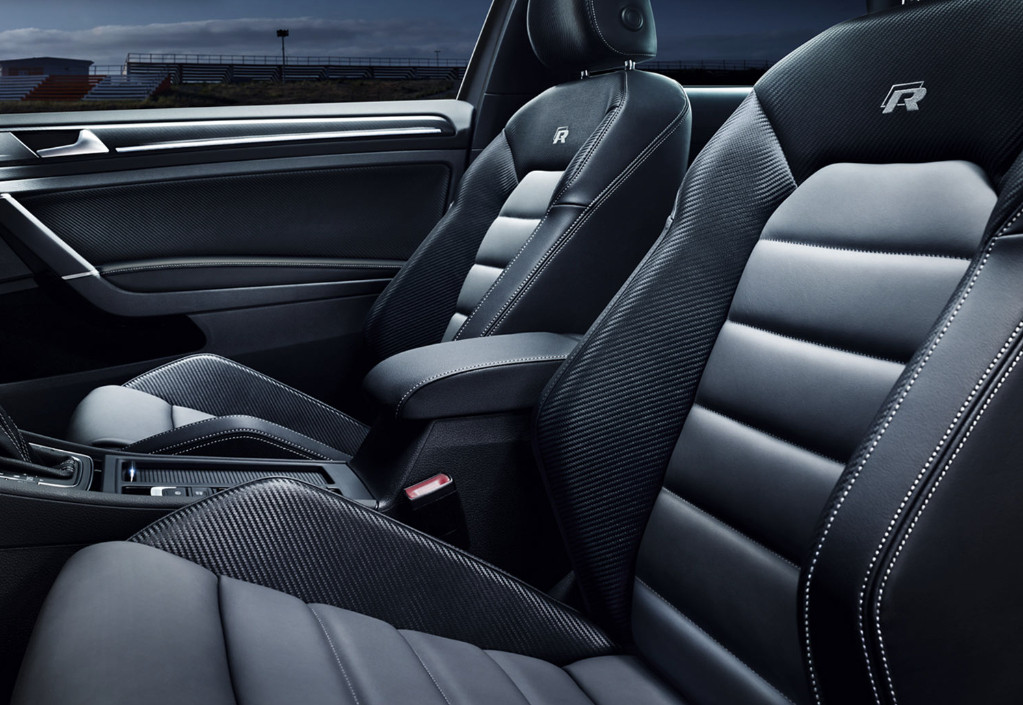 大众承诺长期保留汽油性能掀背车！尽管面临欧7排放法规，高尔夫R等燃油钢炮将继续存