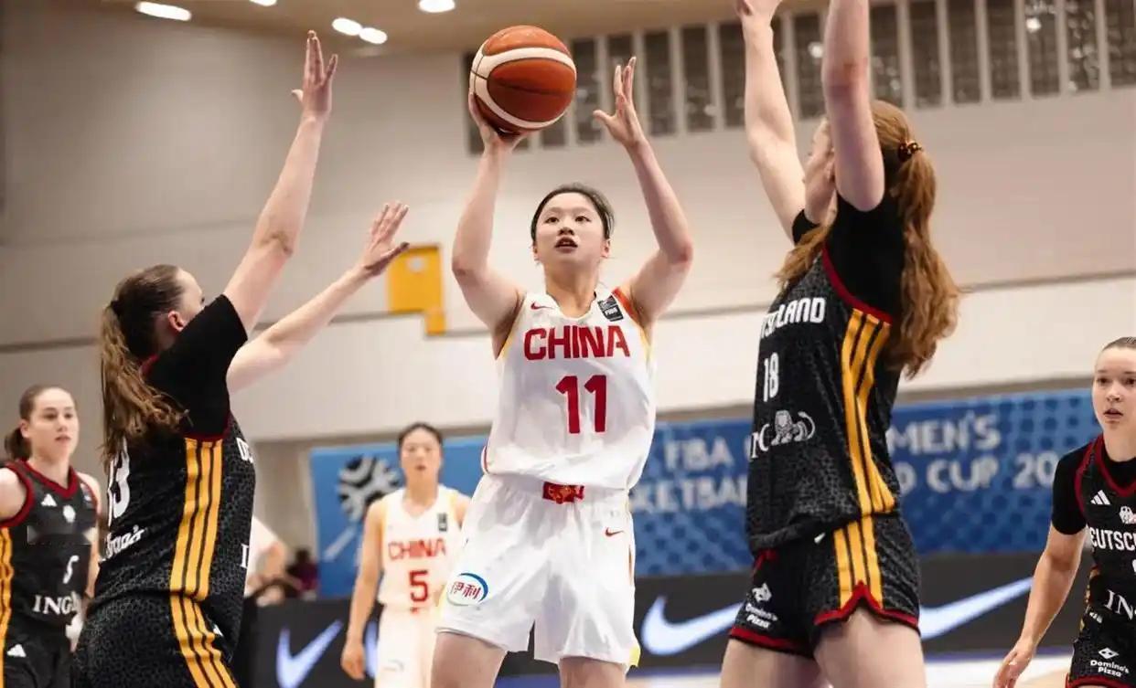 今日深夜直播U17女篮世界杯1/4决赛：中国女篮PK加拿大女篮。详情如下：小组