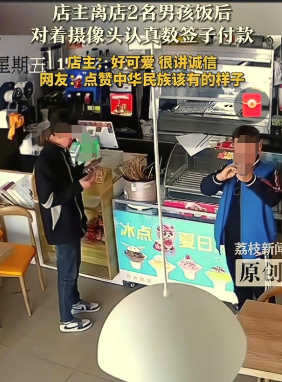 这事不仅新疆人知道了,甚至连整个中国都知道了。巴州焉耆县,老板娘忙完高峰期,