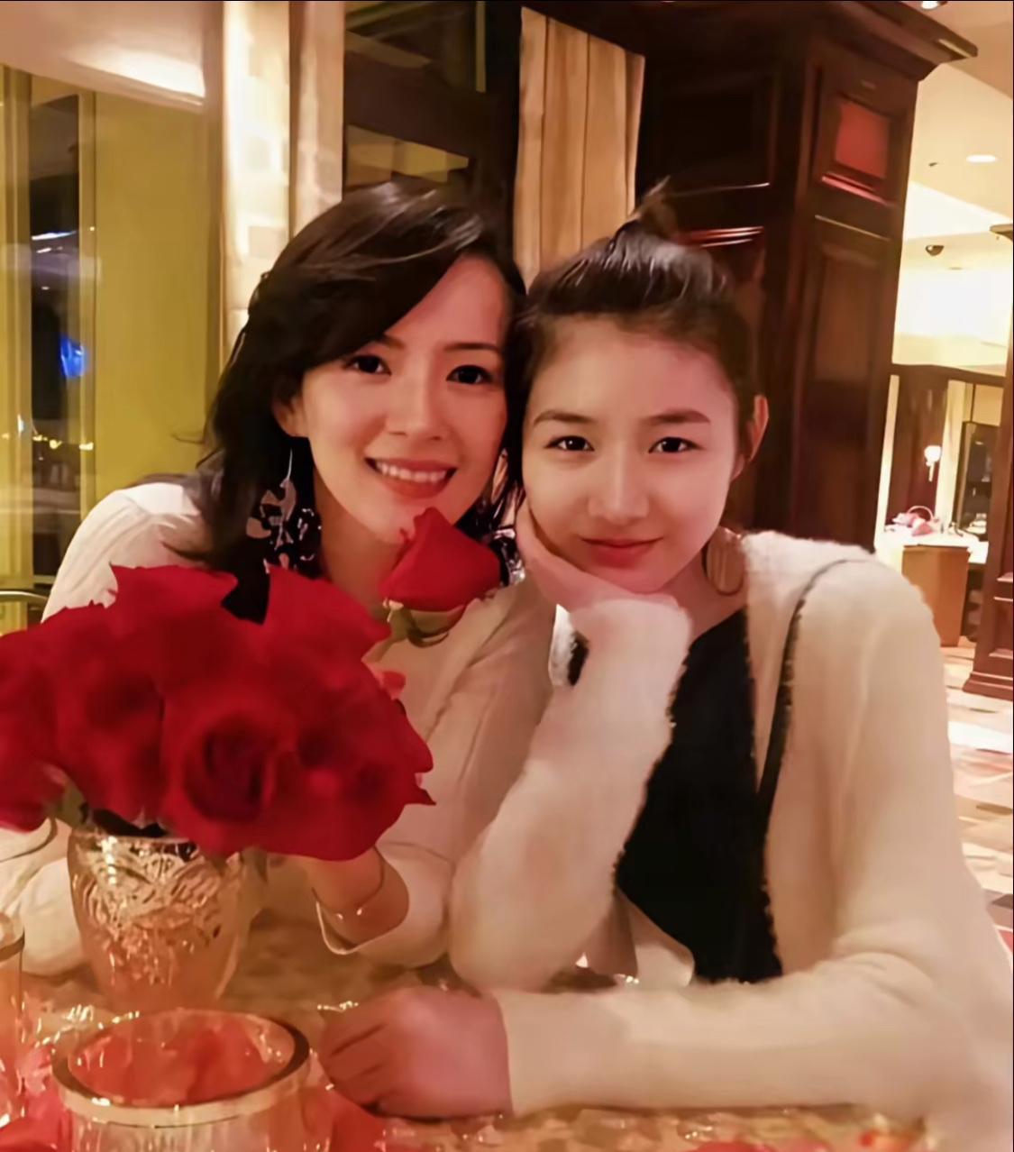 后妈做到这份上，亲闺女都未必更贴。章子怡离都离了，还打飞的去看小苹果，生日收