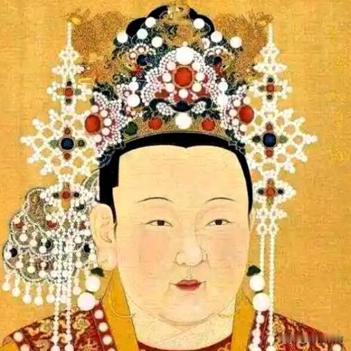 1407年，相伴多年的仁孝文皇后徐妙云病逝，年仅四十六岁，朱棣悲痛不已。徐皇后与