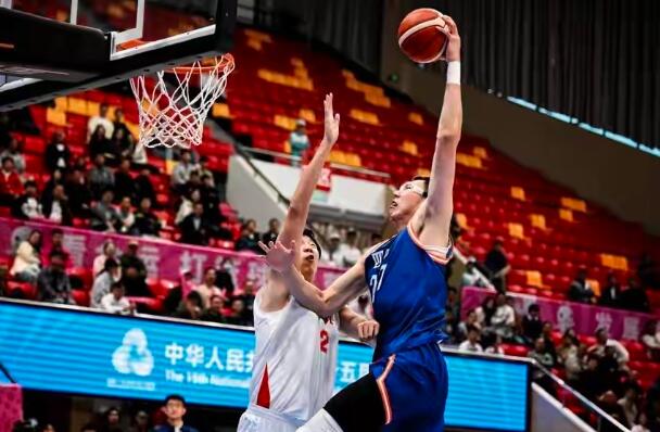 全运会男篮开战首日，谁才是男篮第一中锋，从获得数据看，第一中锋毫无争议是