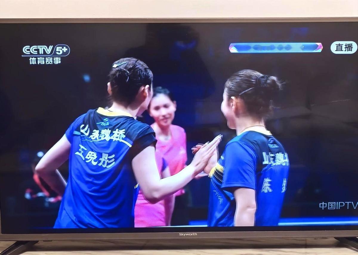 全运会山东女乒团体夺冠后，网上许多人不服气。山东队胜利胜在教练组运筹帷幄，胜在