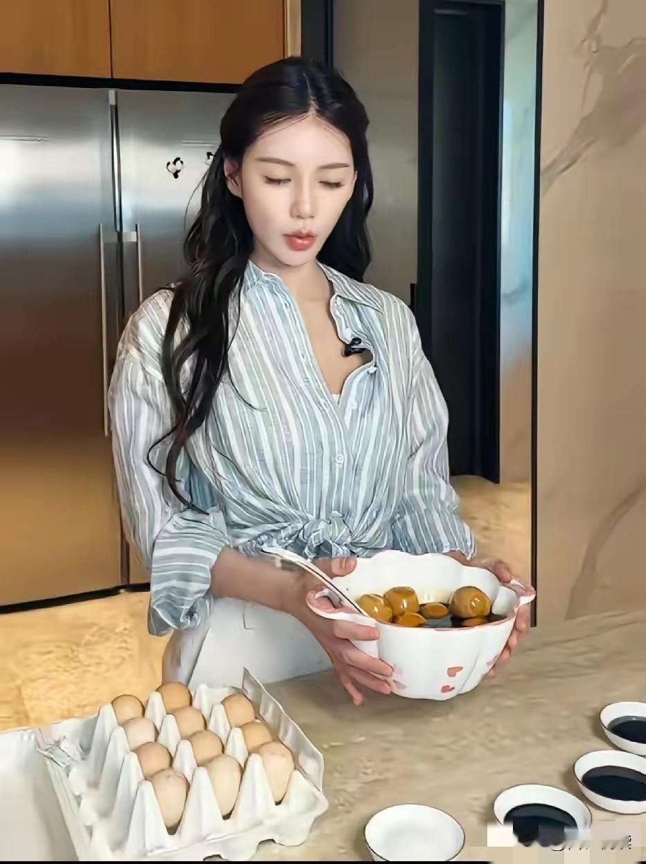 弱弱问一句马筱梅蕞新教大家做卤肉饭的视频都看了么看完后有几点实在想不通呀