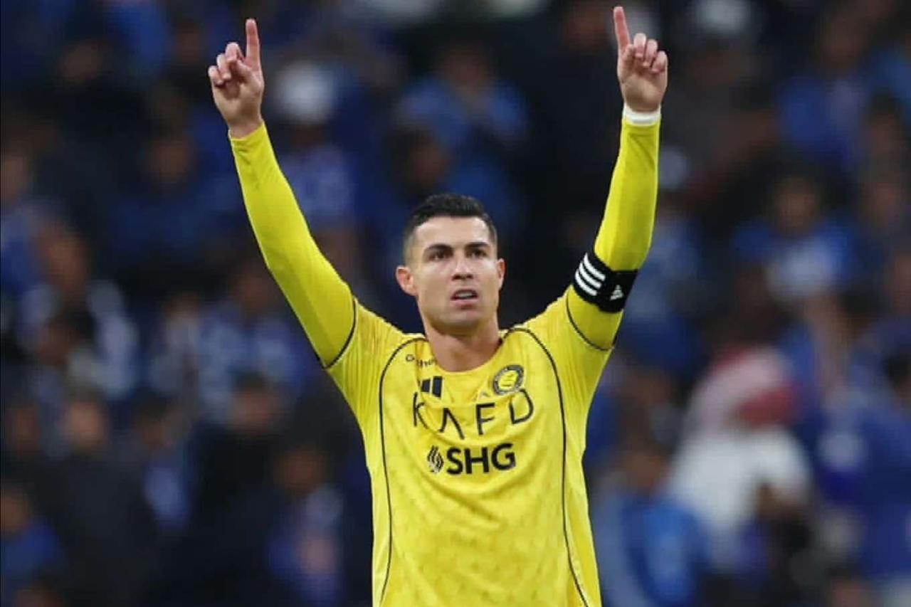 随着利雅得新月被胡拜尔库迪西亚2-2逼平，C罗和利雅得胜利又重新看到了联赛争冠的