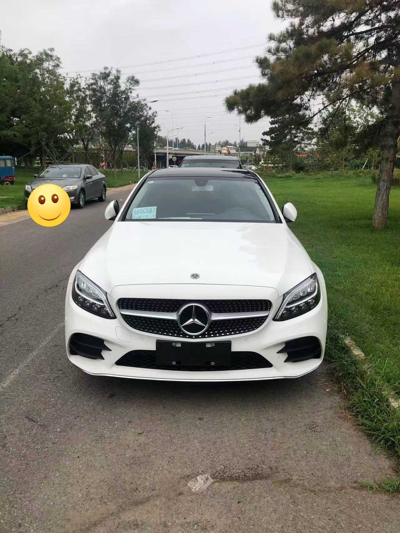 哪个瞬间让你觉得这车值了家里的奔驰C,你要说它有多好也谈不上,当初买它就是因为外