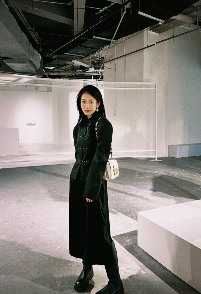 曝齐思钧刘梦章分手喜欢的院人情侣官宣BE了，很喜欢小齐的体贴性格，也很喜欢梦章的