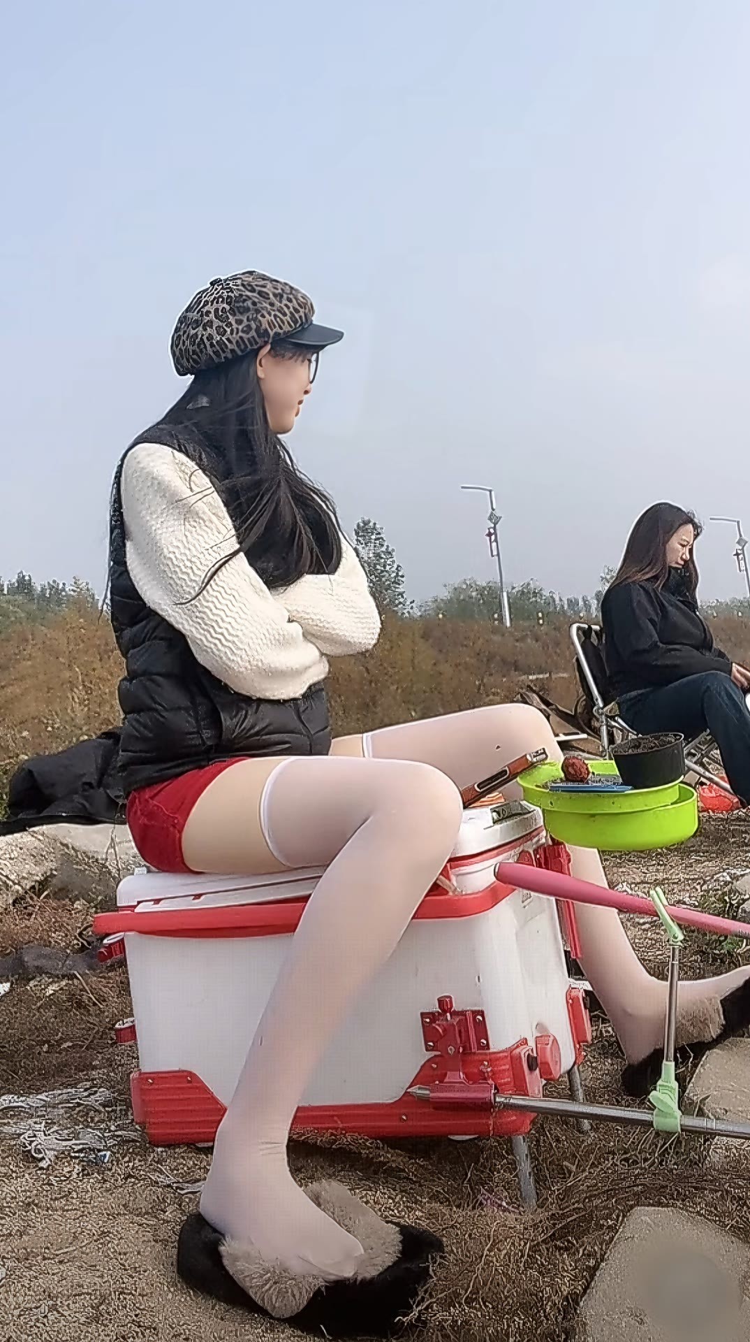 这是什么赛道，丝袜钓鱼？​​​