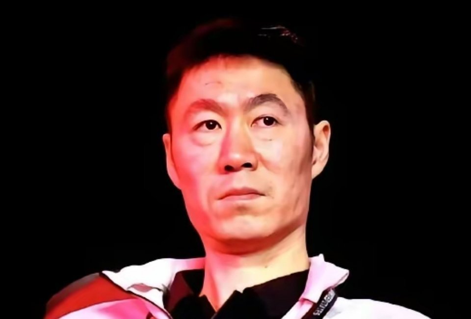 香港总决赛，我既不担心莎莎能否夺冠，也不担心曼昱伤病尚未恢复夺冠能否成功，比较关