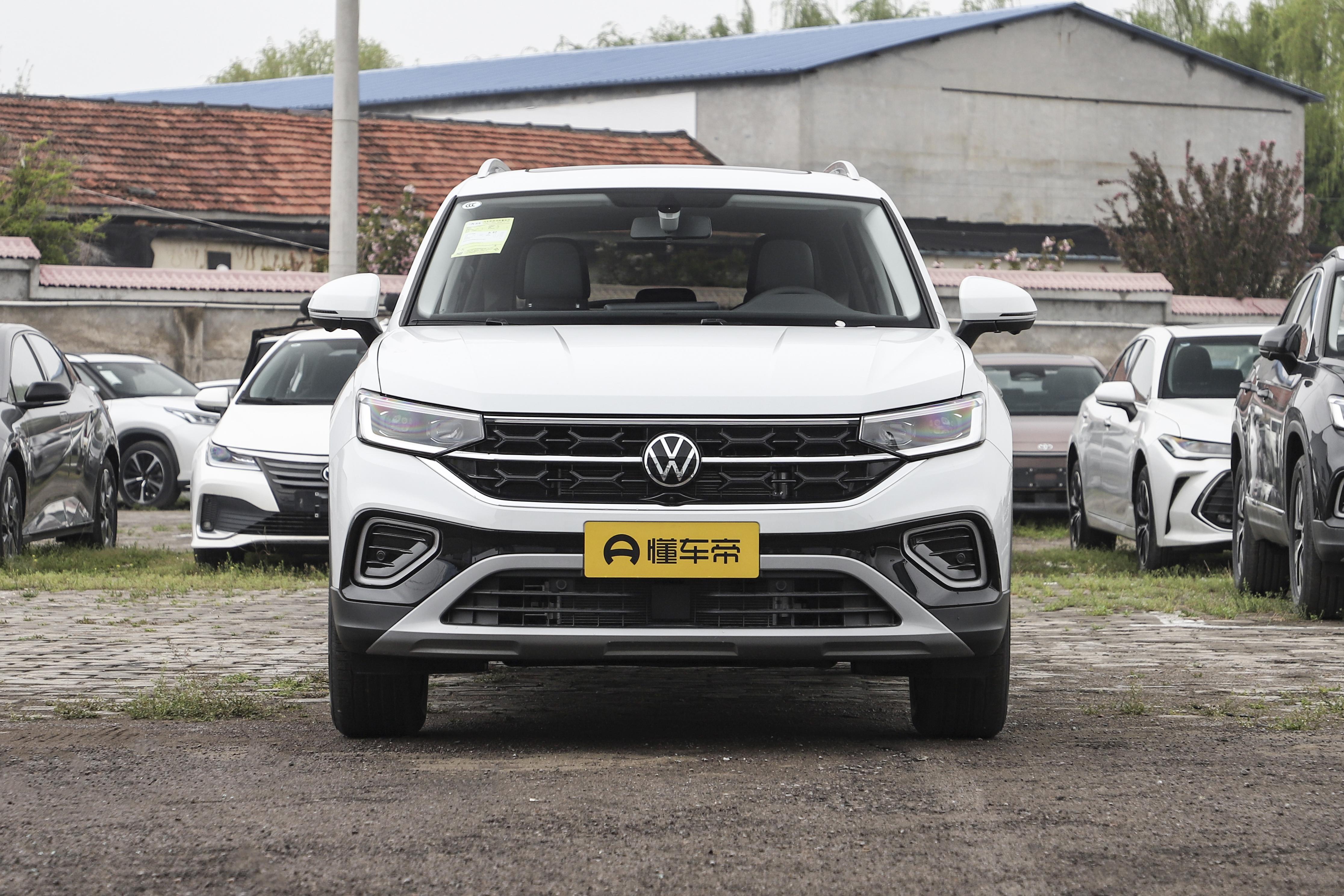 大众探岳｜年轻化家用SUV，动力够用但小毛病偏多大众探岳是一款主打年轻化的紧凑级合资SUV，相比途观