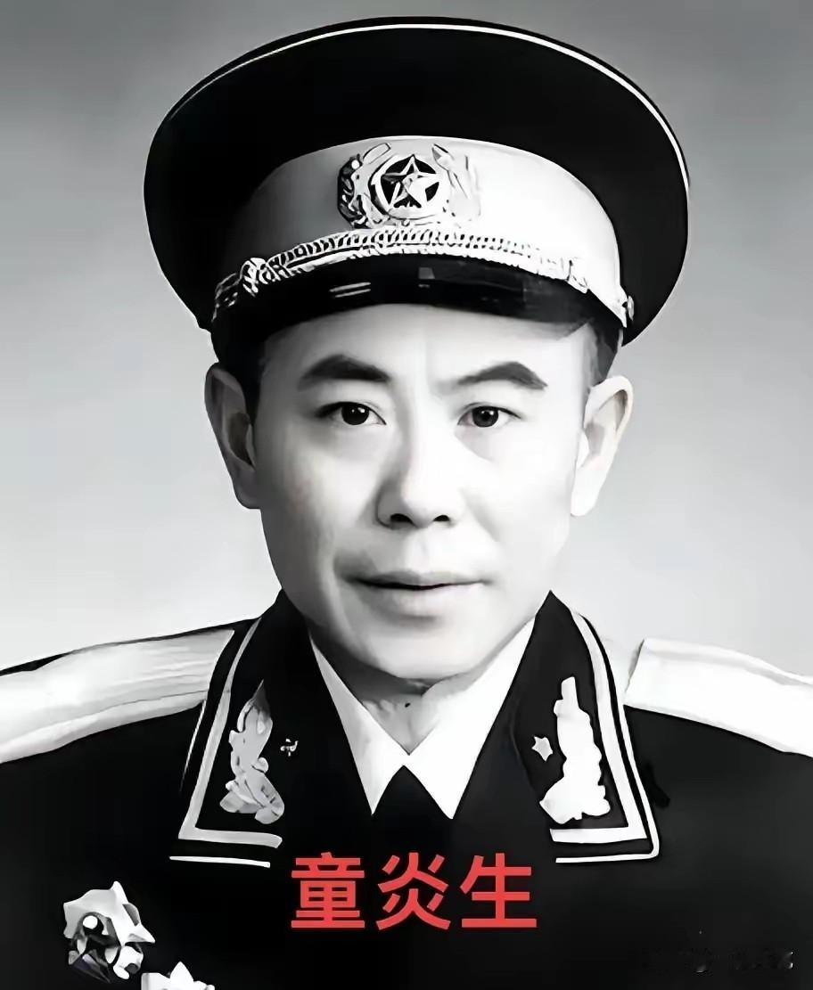 1980年江苏省军区副司令在上海看病，期间在一家食堂吃饭时，服务员看副司令穿着破
