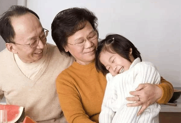 上班族妈妈才会发现的孩子怪行为, 是时候当着孩子面开个家庭会议了