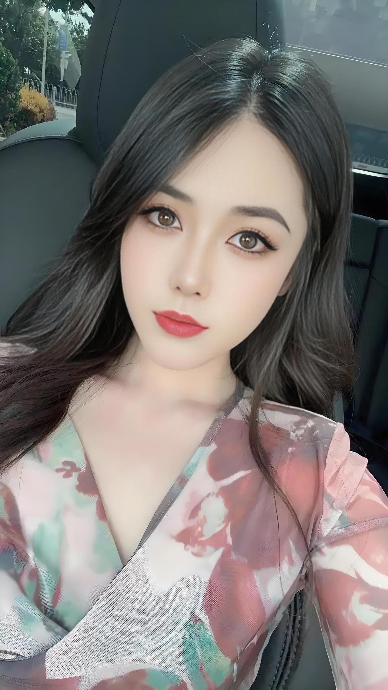 浙江一个儿媳生孩子的时候，婆婆正在医院做手术，无法来照顾儿媳坐月子。而且，婆婆手