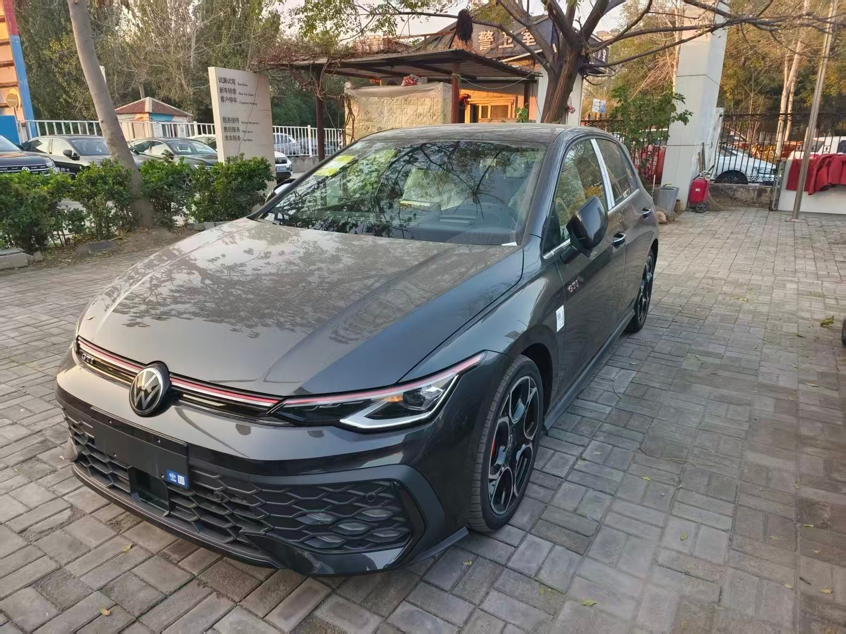 有的人不说话，天天就哐哐买车，这不又把我DreamCar给买了