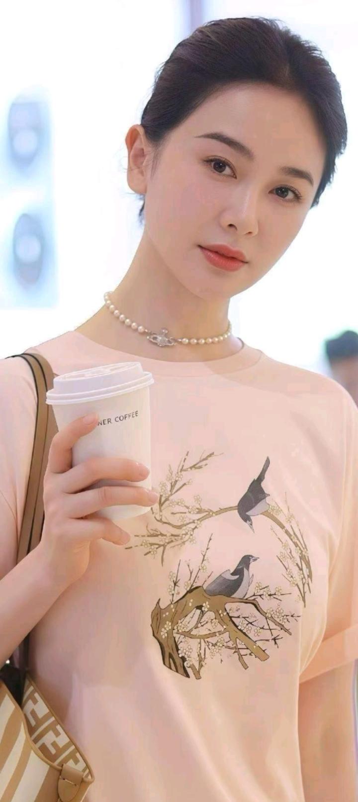 人生就像杯咖啡，有苦有甜