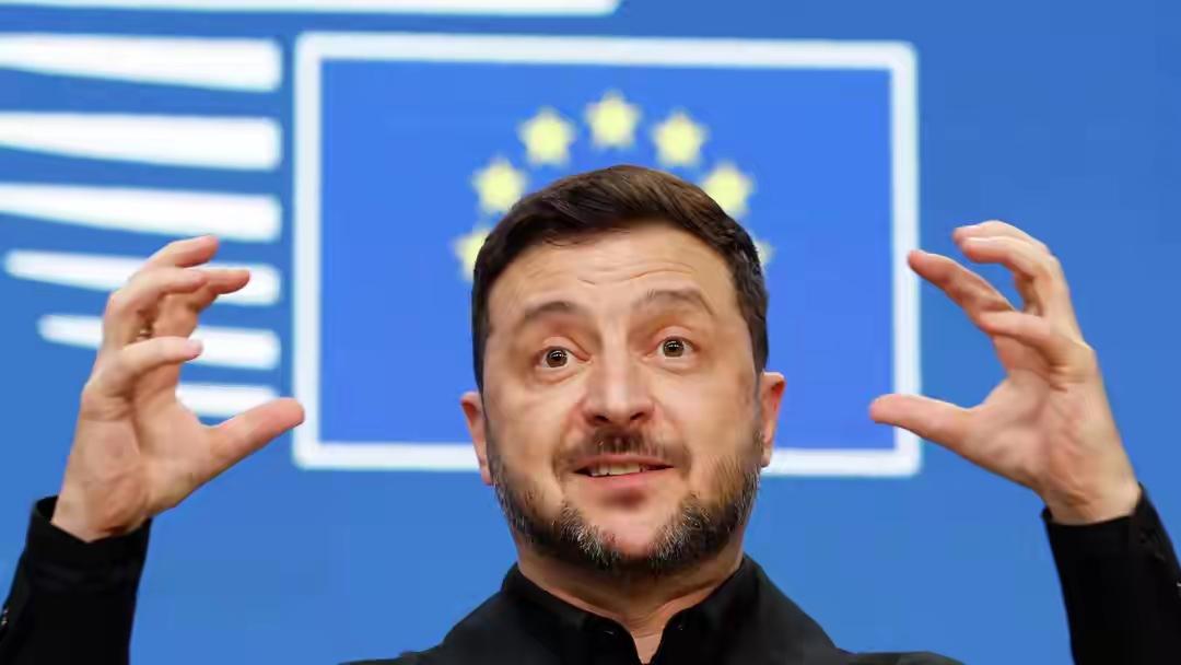 泽连斯基就马杜罗被捕的表态有深意！就在美国抓捕委内瑞拉总统马杜罗夫妇的