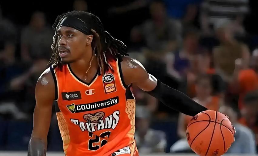 广东男篮官方社媒似乎已经给出了答案！ 在已经结束的第一阶段联赛里，球队的表现