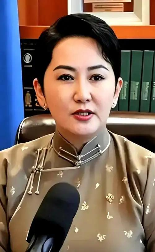 蒙古国最近为什么疯狂在中俄之间刷存在感？还不是为了那条“西伯利亚力量2号”天然气