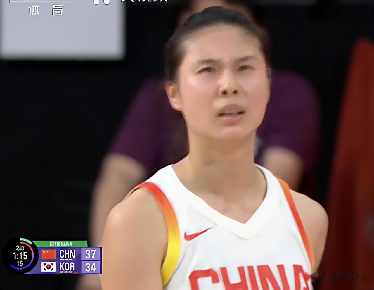 祸不单行，亚运篮球全部出局！中国女篮三分球0中，王思雨罚下，80:85惨败韩国止