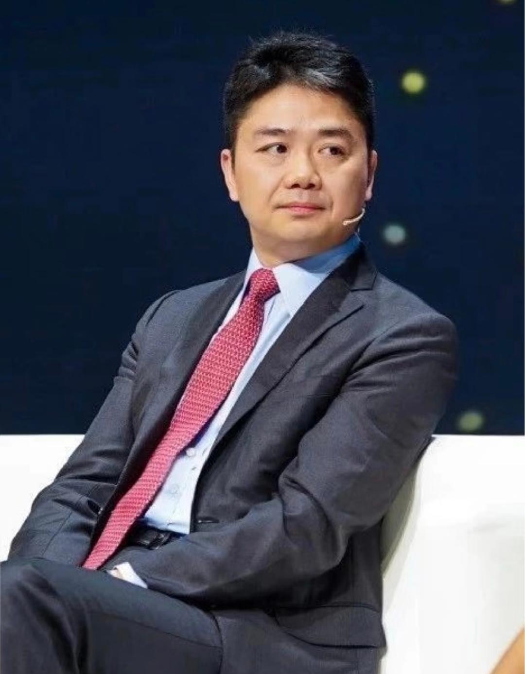 京东巴黎仓库遭