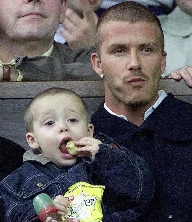 贝克汉姆大儿子近日已经拉黑全家，这大儿子是打算和全家断绝关系了吗？有网友说，