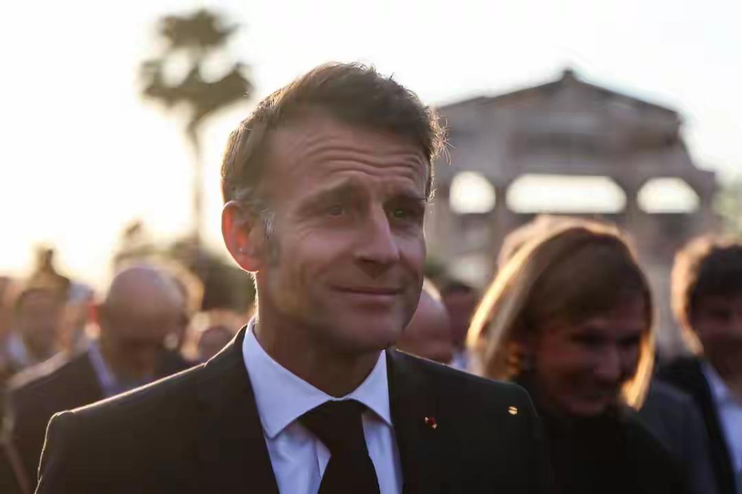 第20轮！欧盟对华制裁砸来，马克龙直接掀桌，中方强硬表态：后果自负忍无可忍