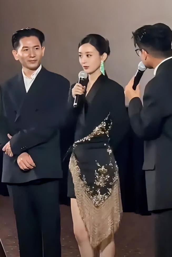 刘大锤嘴一张，把“应该就是挑本子”说出口的那一刻，他就不配再靠“爆料”吃饭。