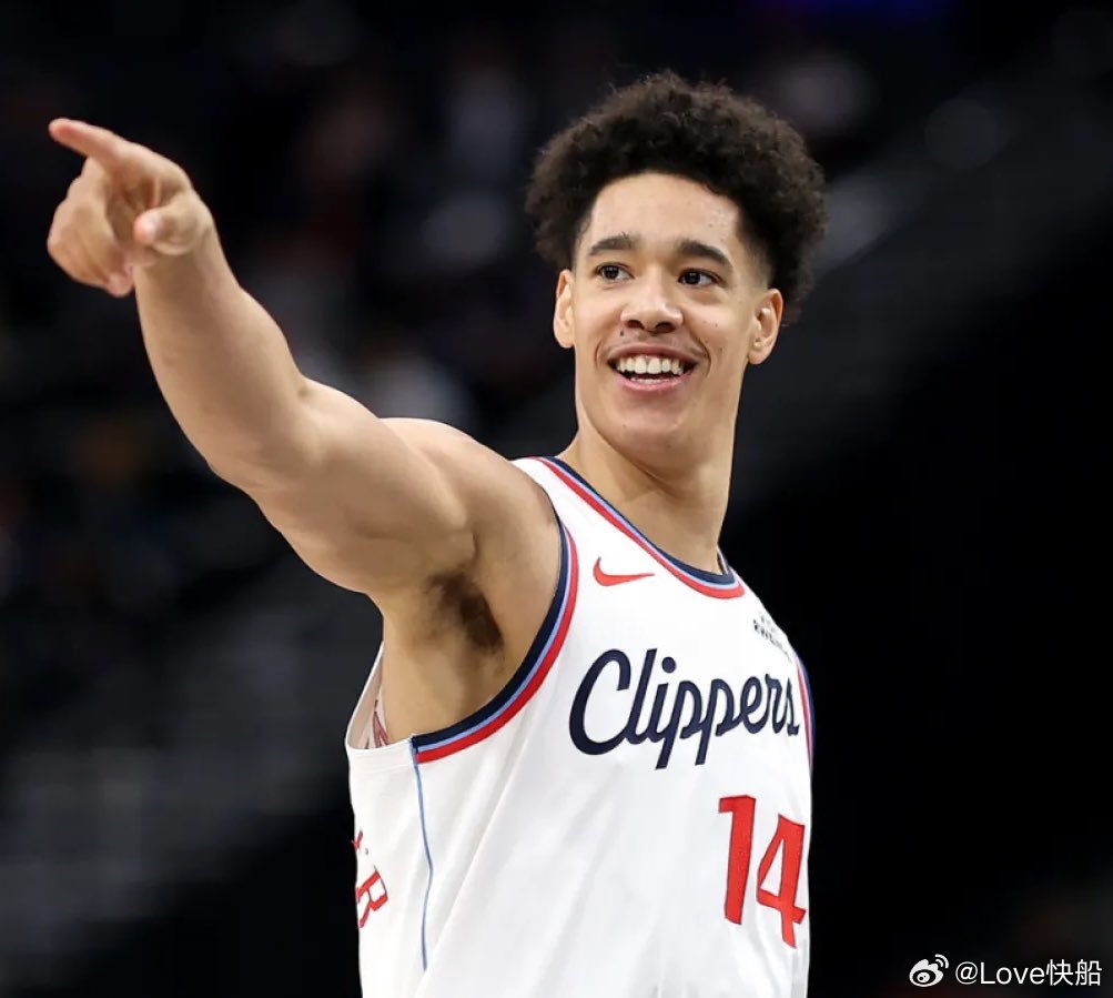 快船媒体：自从伊维察·祖巴茨被交易以来，尼德豪瑟场均盖帽1.6次，并且是洛杉矶队