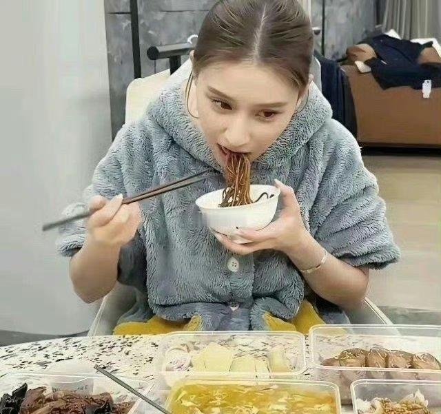 何超莲点的外卖，普通人吃一次就是奢侈了吧​