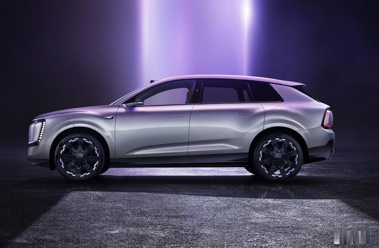上汽奥迪AUDIE7X纯电SUV昨晚已通过工信部申报图率先曝光，今日官方同步揭