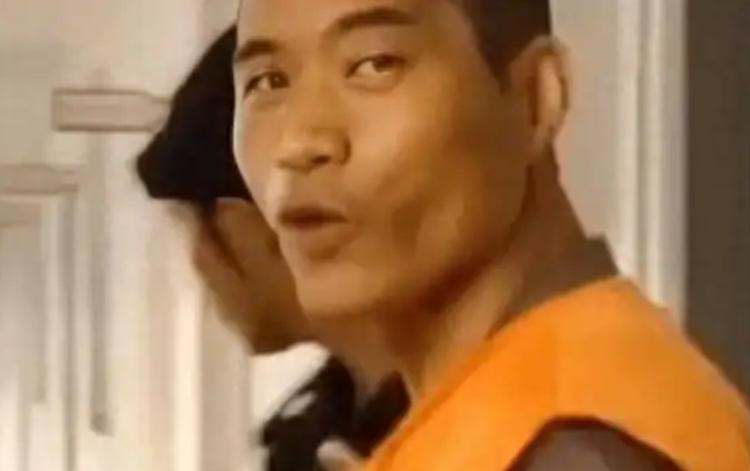 2005年，死刑犯张顺兴吃完“断头饭”，微笑着和母亲告别，然而就在临刑前最后一刻