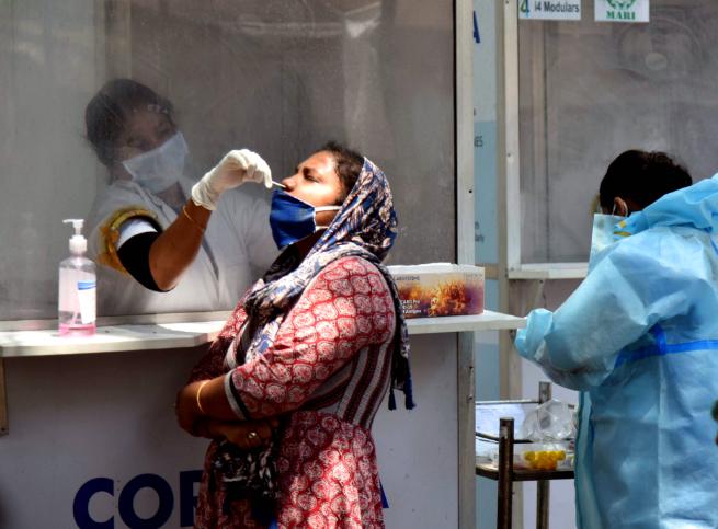 警报已经被拉到最高档！印度这回真不是小失误，而是捅了个可能外溢的危险蜂窝，就在周