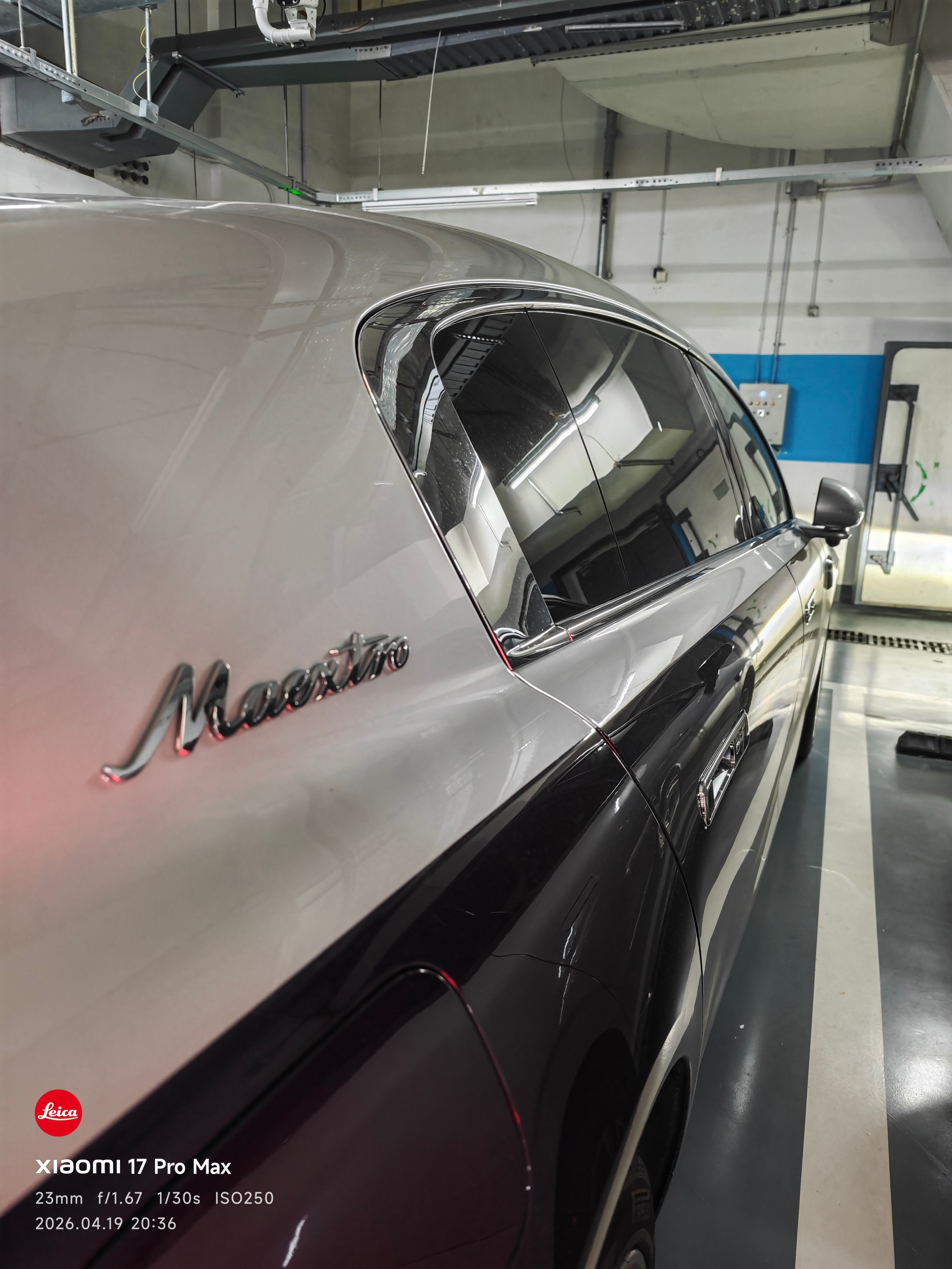 尊界S800内饰上面放这些东西感觉好像又没那么尊了？尊界S800