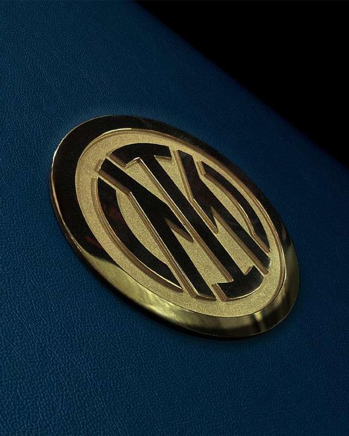 冬窗不作为，这是不仅仅是奥西里奥，马洛塔也一样有领导责任。苏宁时代财政那么艰难的