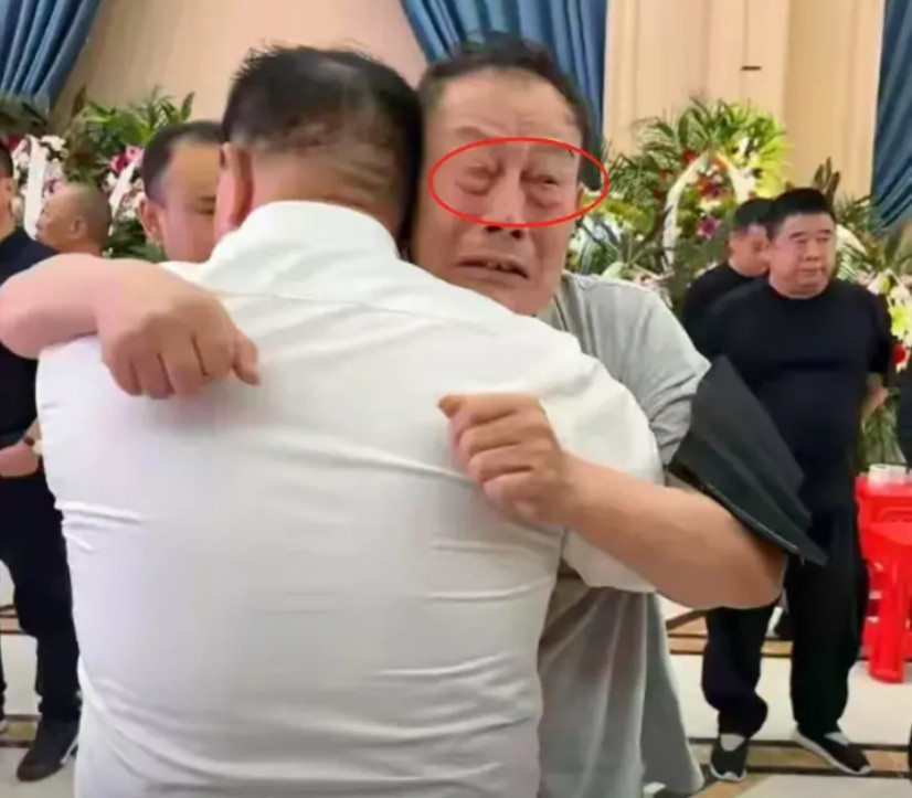 杨老爷子可能做梦也不会想到，几毛钱一根的淀粉肠，会是自己的最后一餐吧！看这淀粉